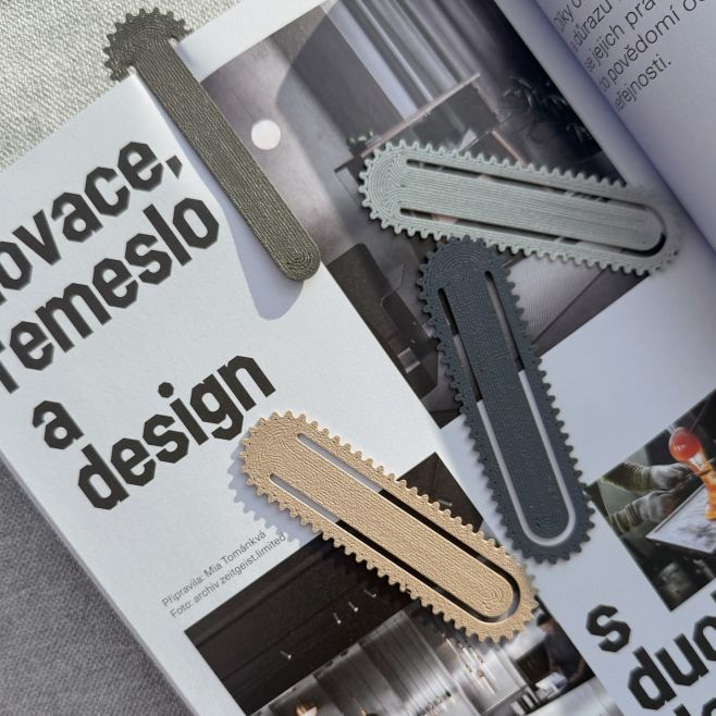 A protože každý detail má svůj význam, přibalíme vám k nákupu každé knihy záložku jako dárek–⁠ vyberte si tu, která se vám...